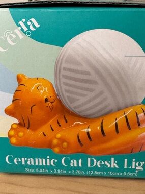 Ceramic Cat Desk Light in Orange - Decorative Table Accent
